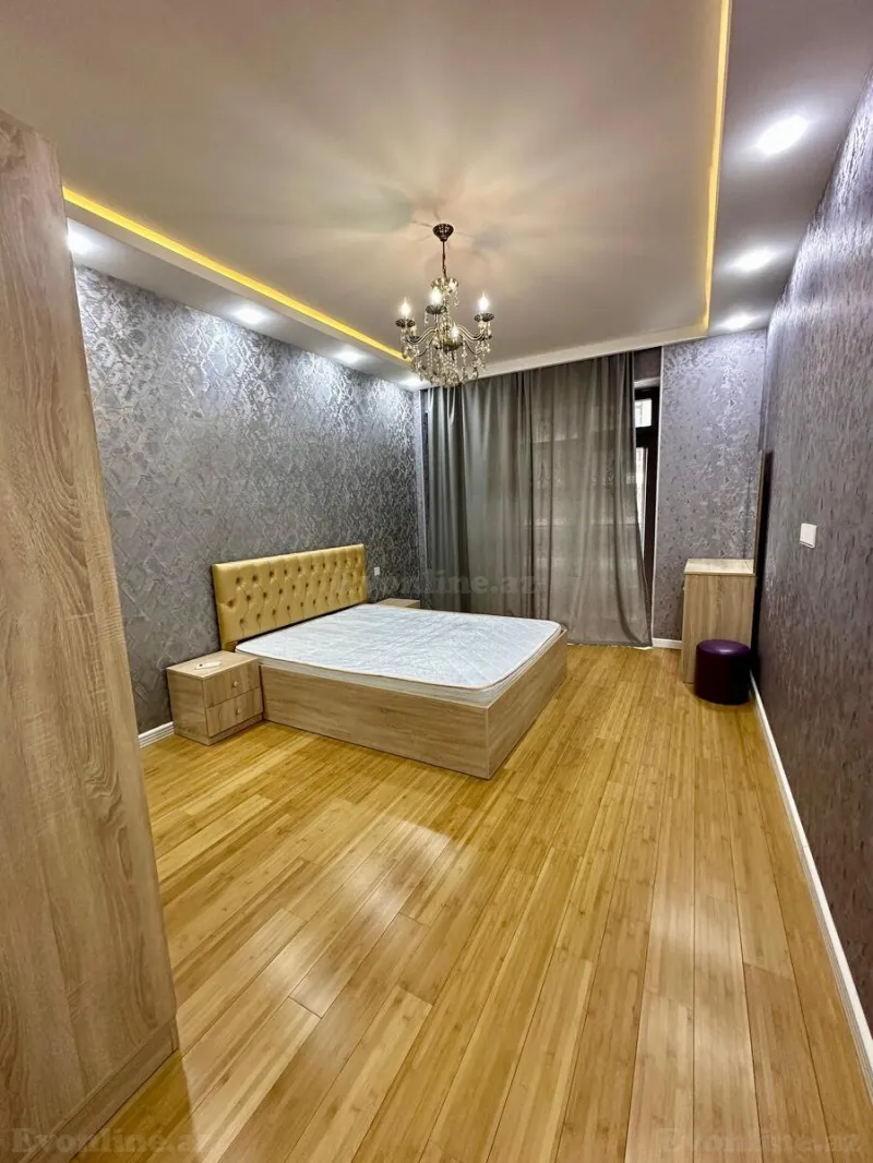 Satılır 2 otaqlı Mənzil Yeni tikili 100 m² 8 Noyabr m. - şəkil 5