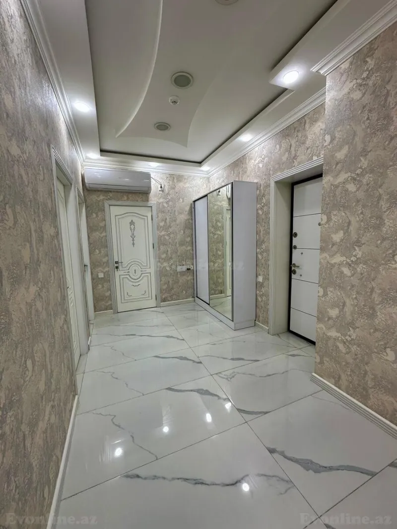 Satılır 2 otaqlı Mənzil Yeni tikili 100 m² 8 Noyabr m. - şəkil 9