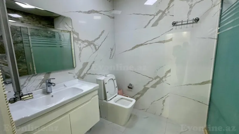 Satılır 2 otaqlı Mənzil Yeni tikili 100 m² 8 Noyabr m. - şəkil 10