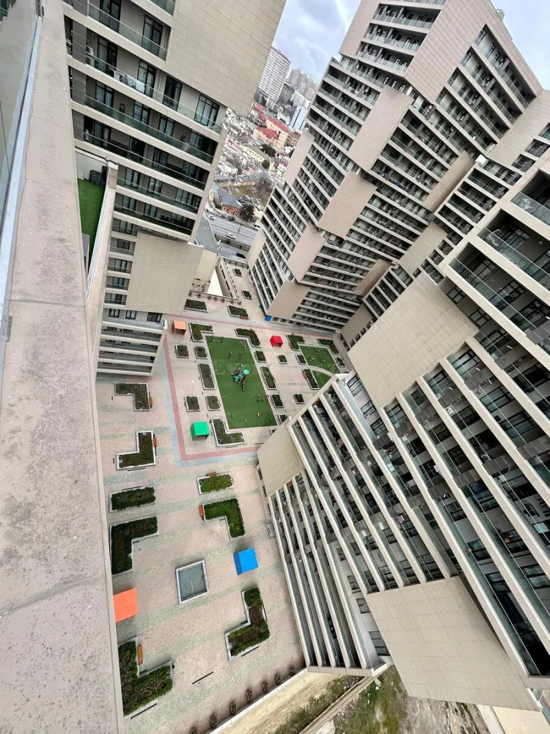 Satılır 2 otaqlı Mənzil Yeni tikili 100 m² 8 Noyabr m. - şəkil 13