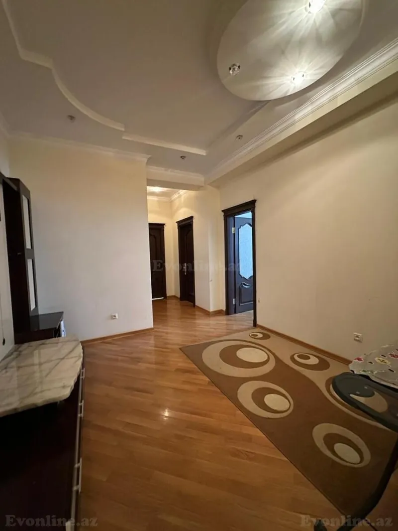 Satılır 4 otaqlı Mənzil Yeni tikili 180 m² Gənclik m. - şəkil 3