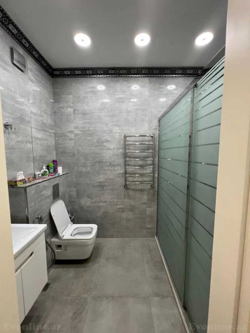 Kirayə verilir 2 otaqlı Mənzil Yeni tikili 110 m² 8 Noyabr m. - şəkil 16