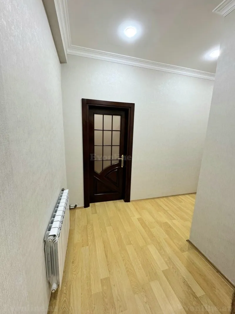 Satılır 2 otaqlı Mənzil Yeni tikili 83 m² 4-cü mikrorayon - şəkil 4