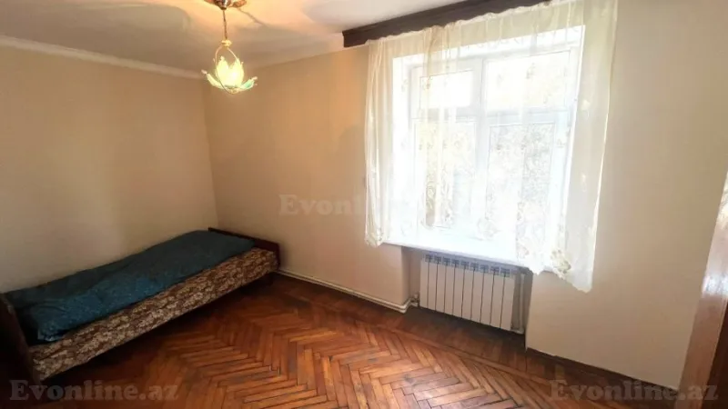 Kirayə verilir 2 otaqlı Mənzil Köhnə tikili 65 m² Neftçilər m. - şəkil 3