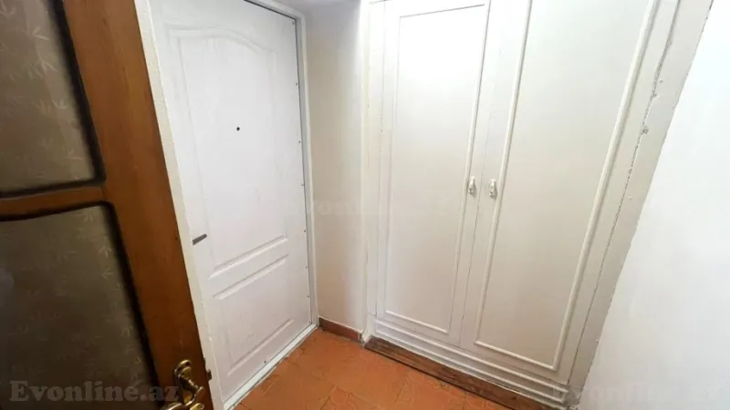 Kirayə verilir 2 otaqlı Mənzil Köhnə tikili 65 m² Neftçilər m. - şəkil 5