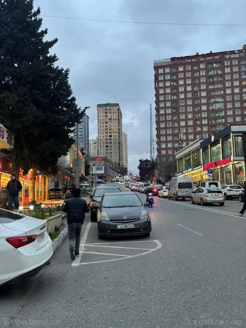 Satılır 3 otaqlı Mənzil Köhnə tikili 58 m² 4-cü mikrorayon - şəkil 12