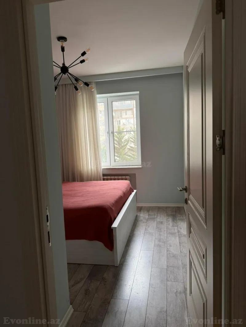 Satılır 2 otaqlı Mənzil Köhnə tikili 65 m² Yasamal r. - şəkil 6