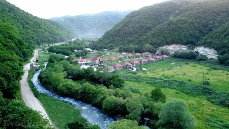 Satılır Obyekt 1600 m² Göygöl - şəkil 3