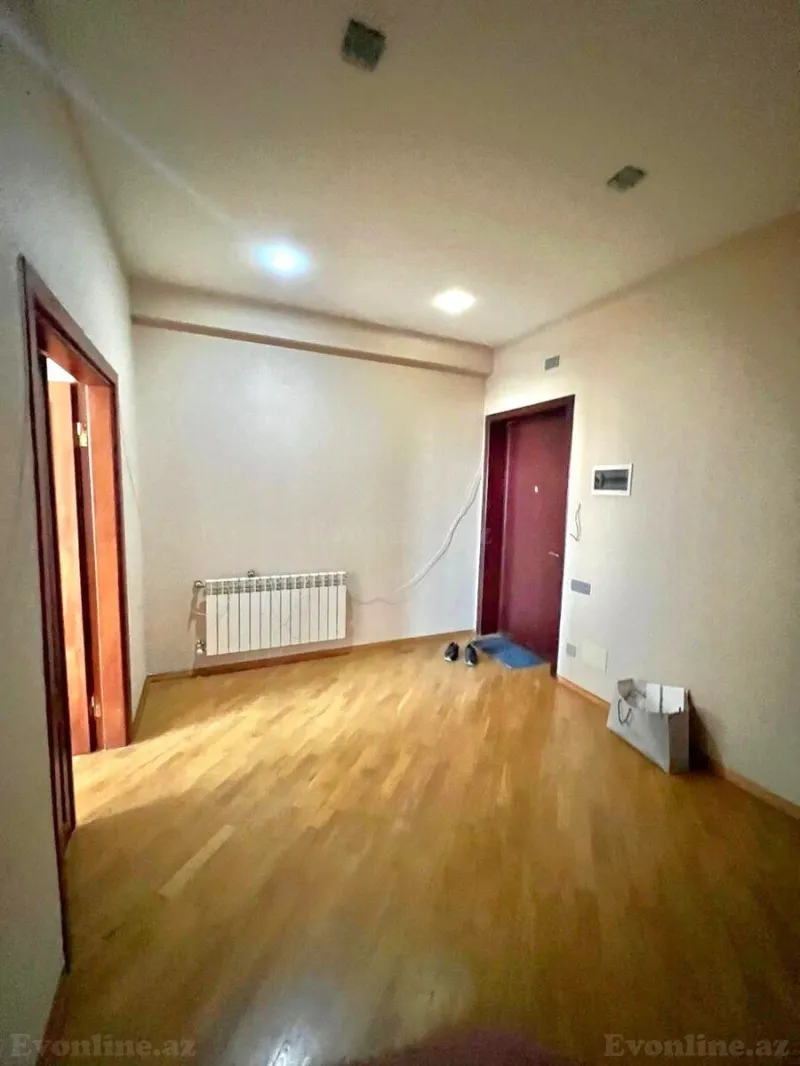 Satılır 3 otaqlı Mənzil Yeni tikili 130 m² 8 Noyabr m. - şəkil 7
