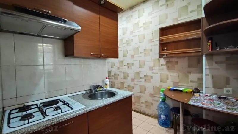 Kirayə verilir 4 otaqlı Mənzil Köhnə tikili 120 m² Sahil m. - şəkil 10