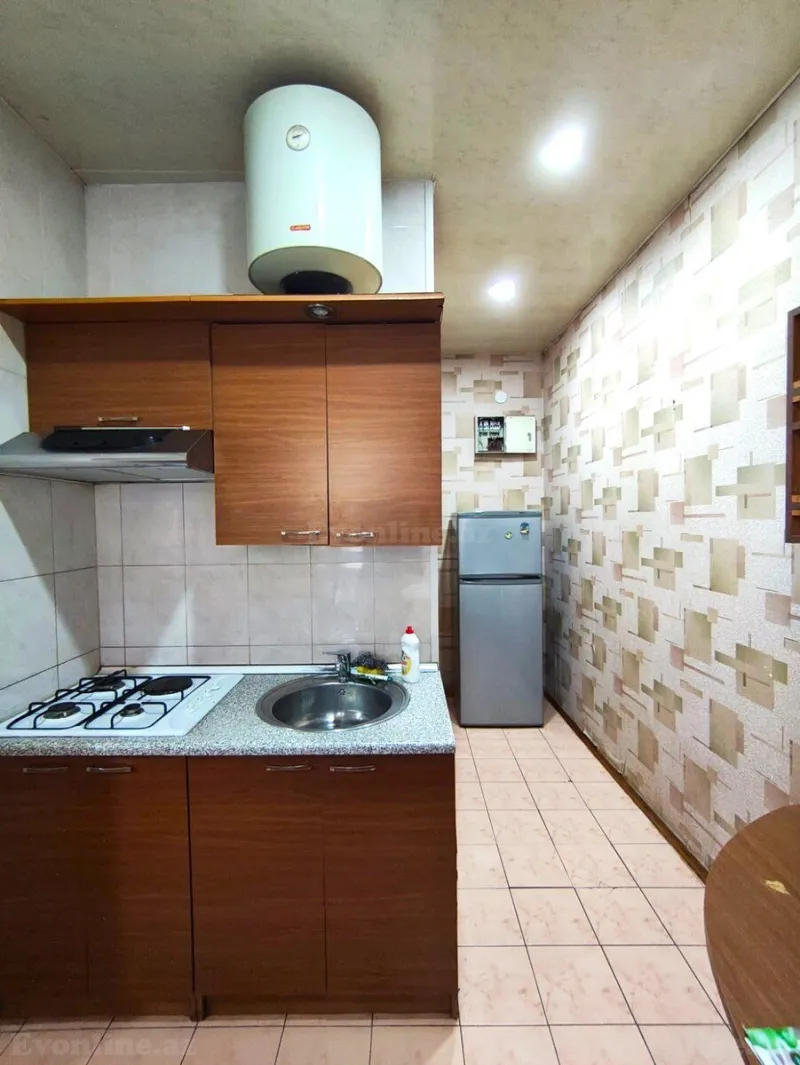 Kirayə verilir 4 otaqlı Mənzil Köhnə tikili 120 m² Sahil m. - şəkil 11