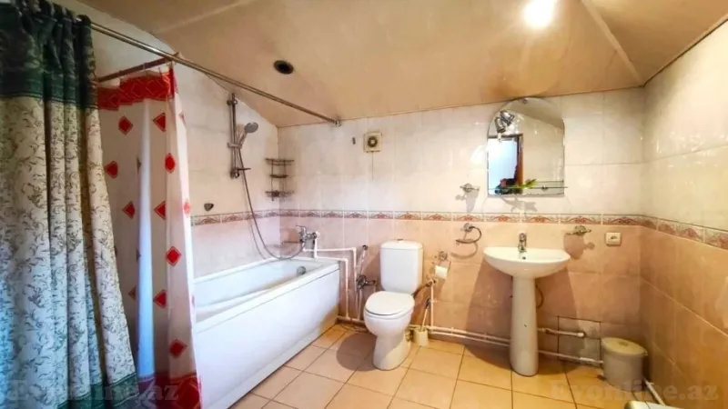 Kirayə verilir 4 otaqlı Mənzil Köhnə tikili 120 m² Sahil m. - şəkil 26