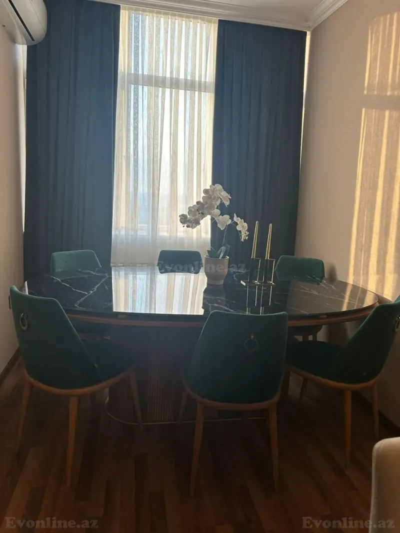 Satılır 2 otaqlı Mənzil Yeni tikili 70 m² Neftçilər m. - şəkil 3