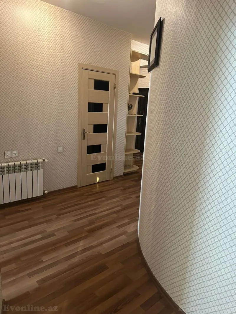 Satılır 2 otaqlı Mənzil Yeni tikili 70 m² Neftçilər m. - şəkil 4