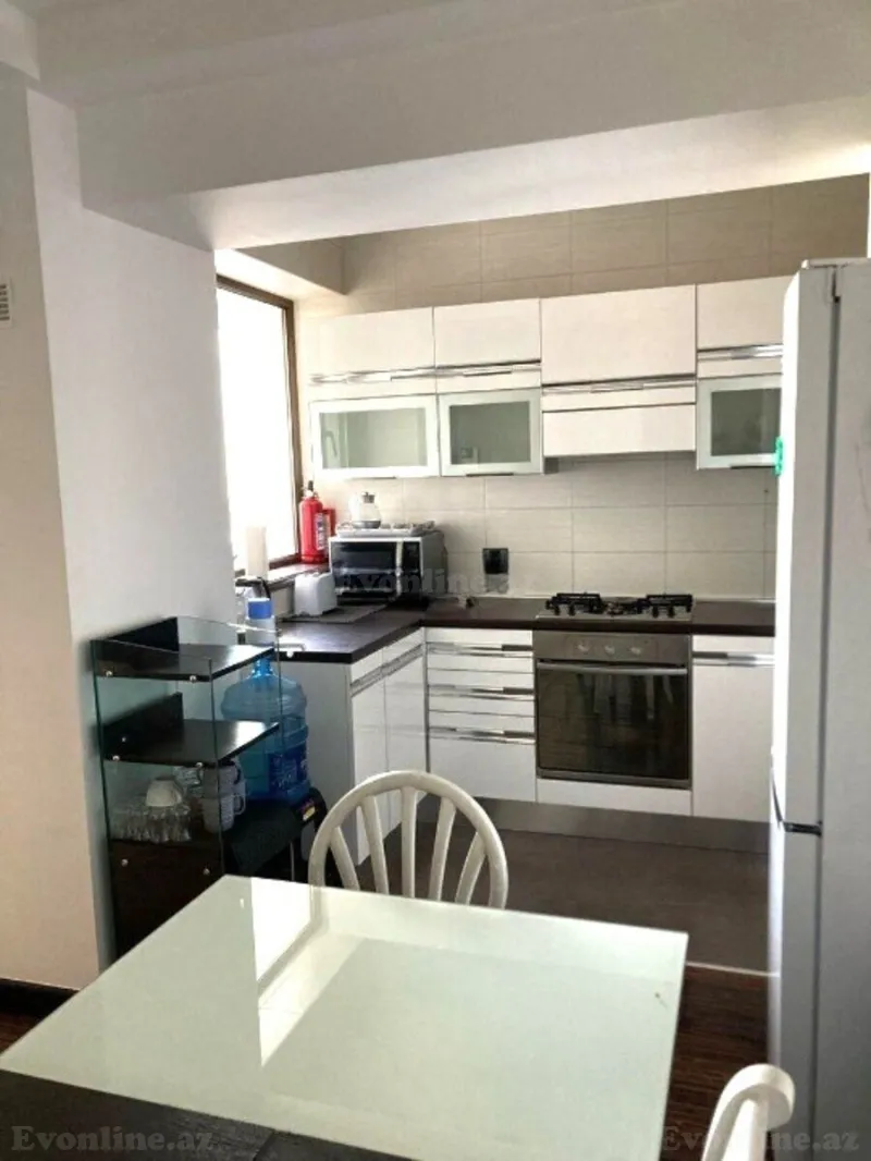 Satılır 3 otaqlı Mənzil Köhnə tikili 125 m² 28 May m. - şəkil 9