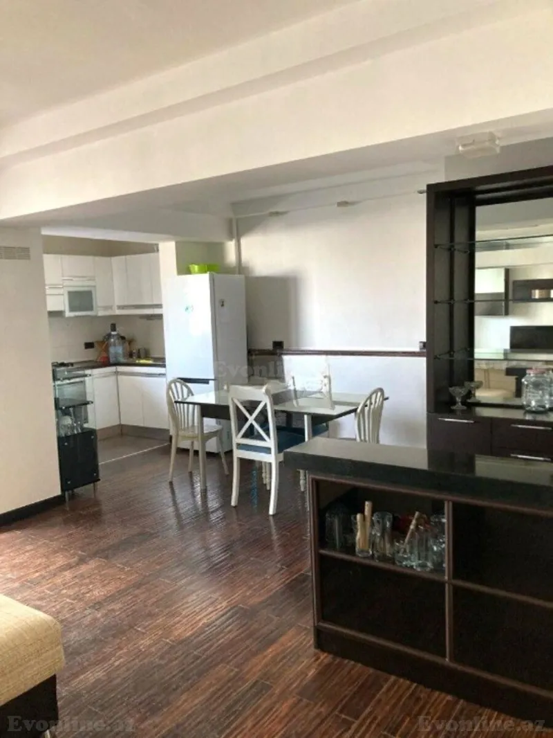 Satılır 3 otaqlı Mənzil Köhnə tikili 125 m² 28 May m. - şəkil 10