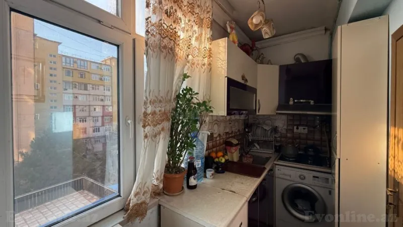 Satılır 3 otaqlı Mənzil Köhnə tikili 65 m² Xalqlar Dostluğu m. - şəkil 13