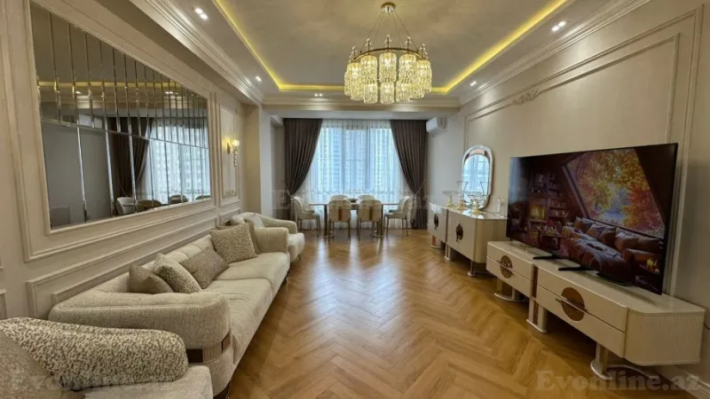 Satılır 3 otaqlı Mənzil Yeni tikili 130 m² 28 May m.