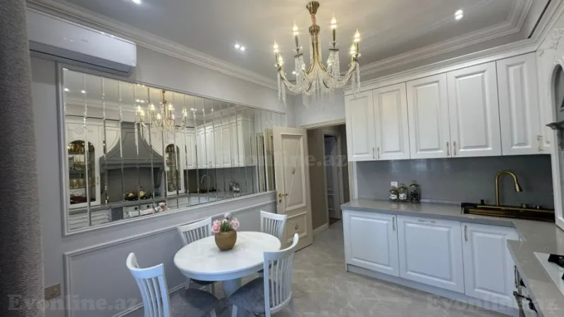 Satılır 3 otaqlı Mənzil Yeni tikili 130 m² 28 May m. - şəkil 12