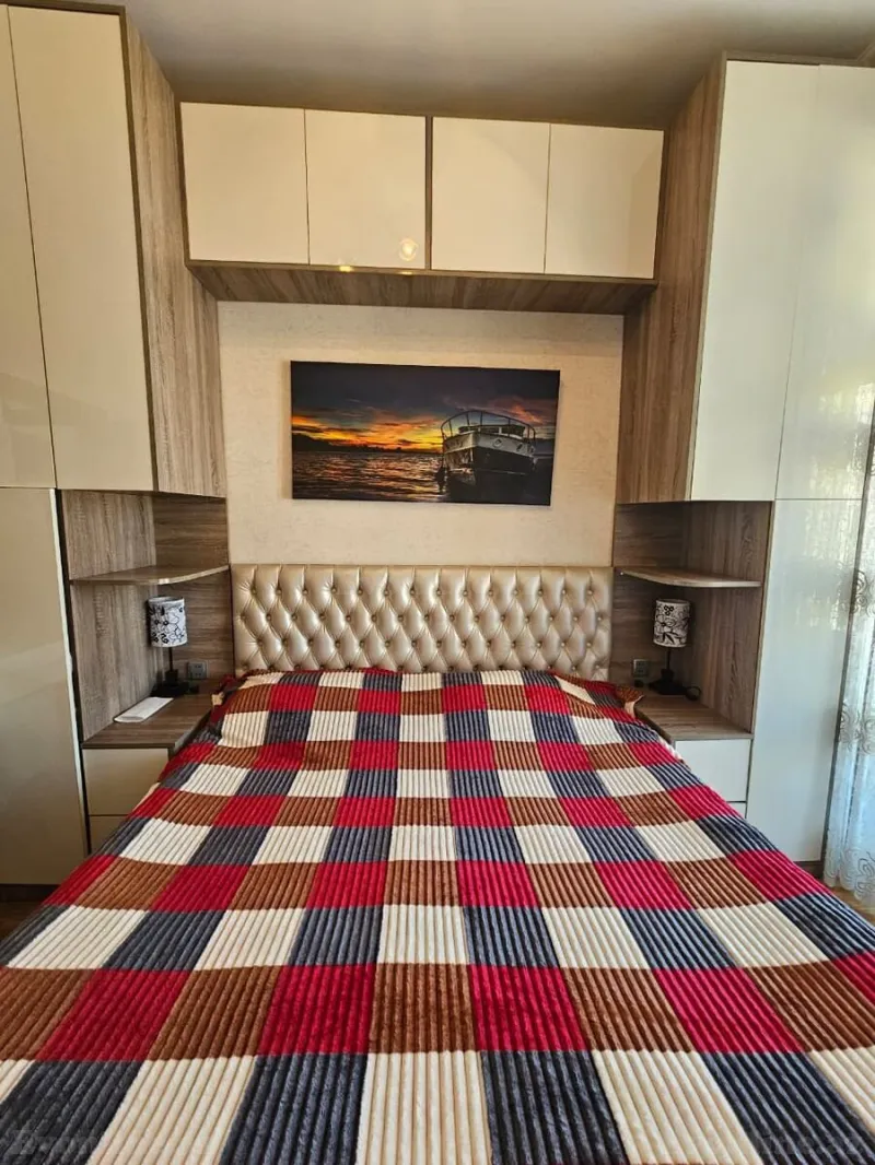 Kirayə verilir 2 otaqlı Mənzil Yeni tikili 50 m² Azadlıq prospekti m. - şəkil 2