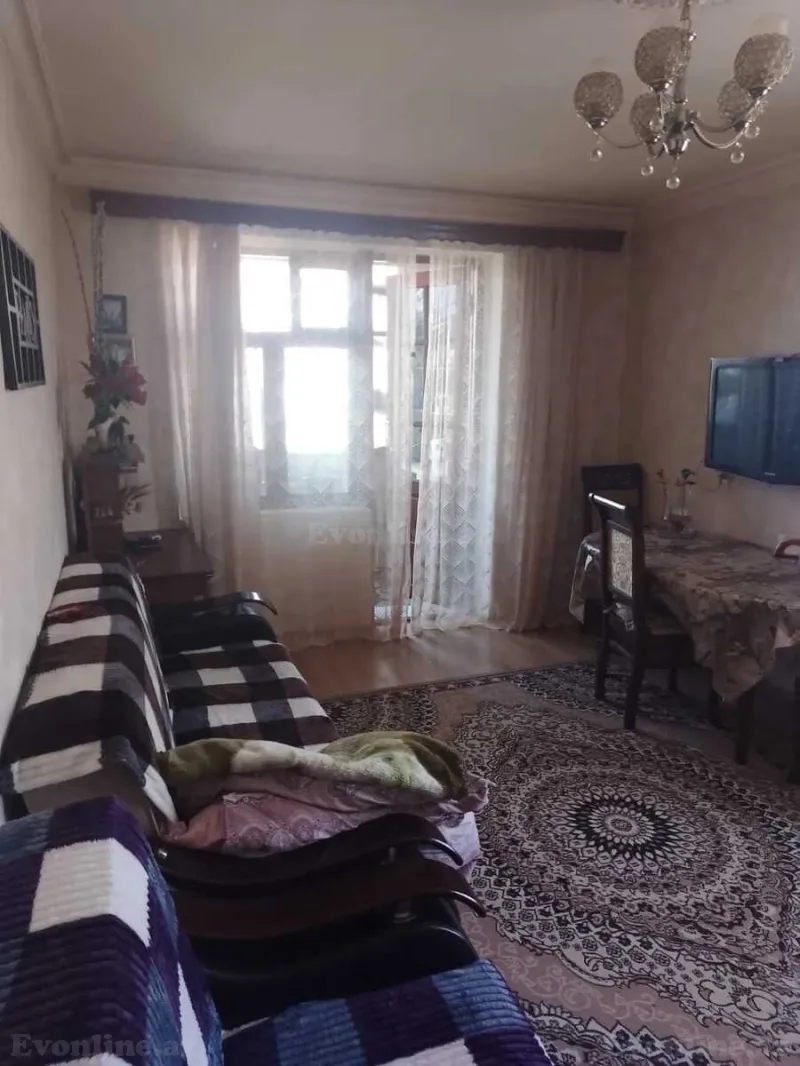 Satılır 2 otaqlı Mənzil Köhnə tikili 52 m² Hövsan