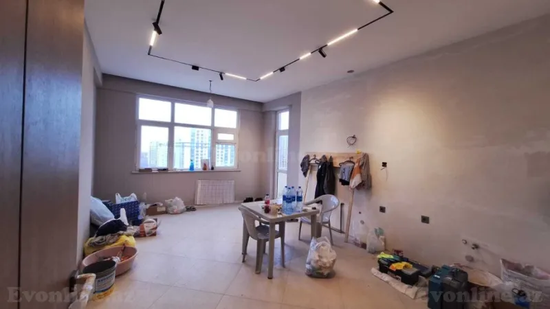 Satılır 4 otaqlı Mənzil Yeni tikili 162 m² Elmlər Akademiyası m. - şəkil 7