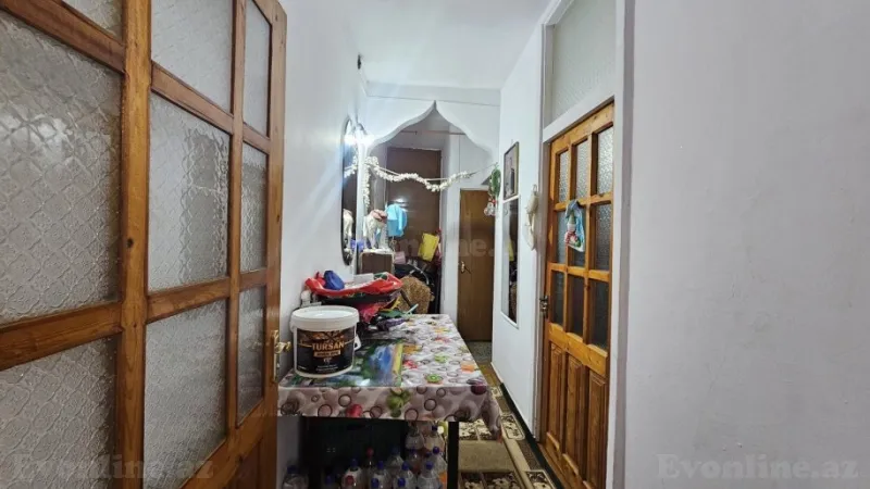 Satılır 2 otaqlı Mənzil Köhnə tikili 55 m² Suraxanı r. - şəkil 4