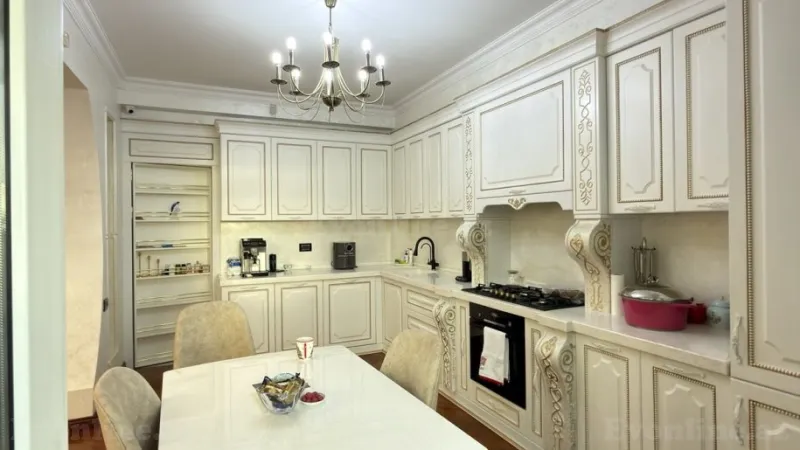 Satılır 4 otaqlı Mənzil Yeni tikili 170 m² Badamdar - şəkil 5