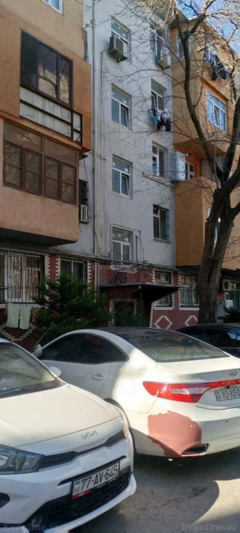 Satılır 2 otaqlı Mənzil Köhnə tikili 65 m² Gənclik m. - şəkil 16