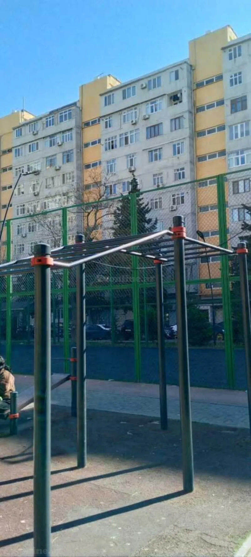 Satılır 2 otaqlı Mənzil Köhnə tikili 65 m² Gənclik m. - şəkil 17