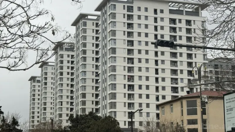 Satılır 2 otaqlı Mənzil Yeni tikili 50 m² Yasamal - şəkil 2