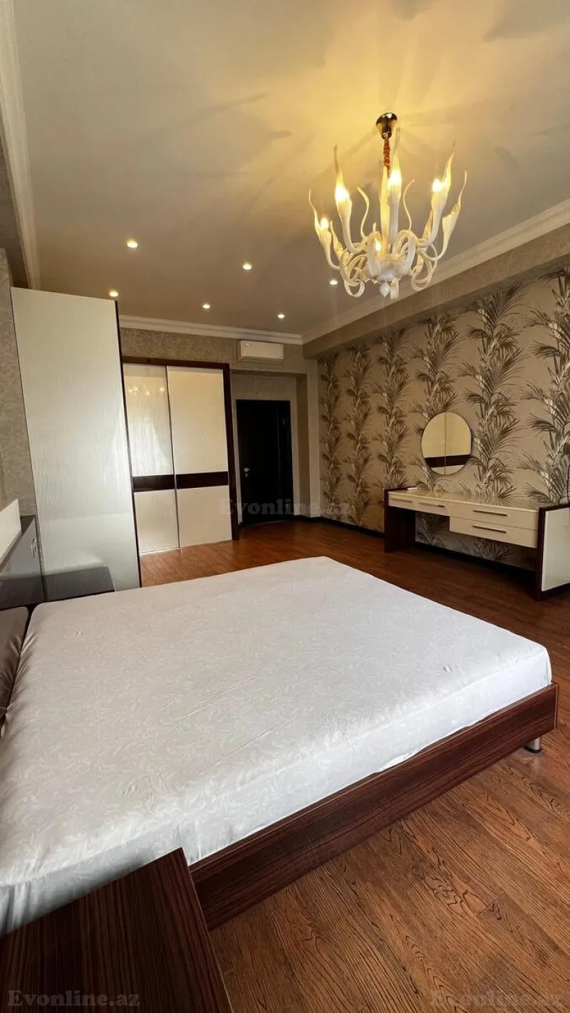 Kirayə verilir 3 otaqlı Mənzil Yeni tikili 150 m² Xətai r. - şəkil 6