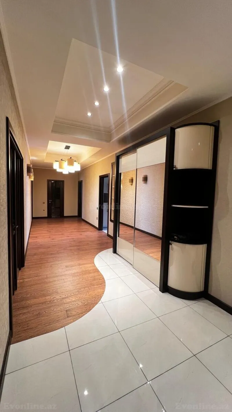 Kirayə verilir 3 otaqlı Mənzil Yeni tikili 150 m² Xətai r. - şəkil 9