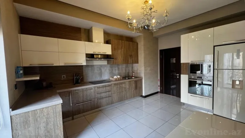 Kirayə verilir 3 otaqlı Mənzil Yeni tikili 150 m² Xətai r. - şəkil 10