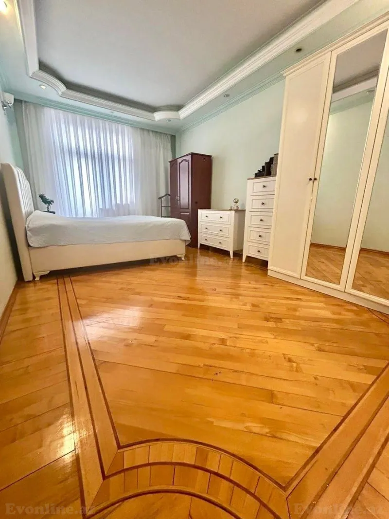 Satılır 3 otaqlı Mənzil Yeni tikili 110 m² Yasamal - şəkil 2