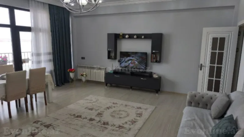 Bakı, Abşeron r., Masazırda 4 otaqlı mənzil satılır