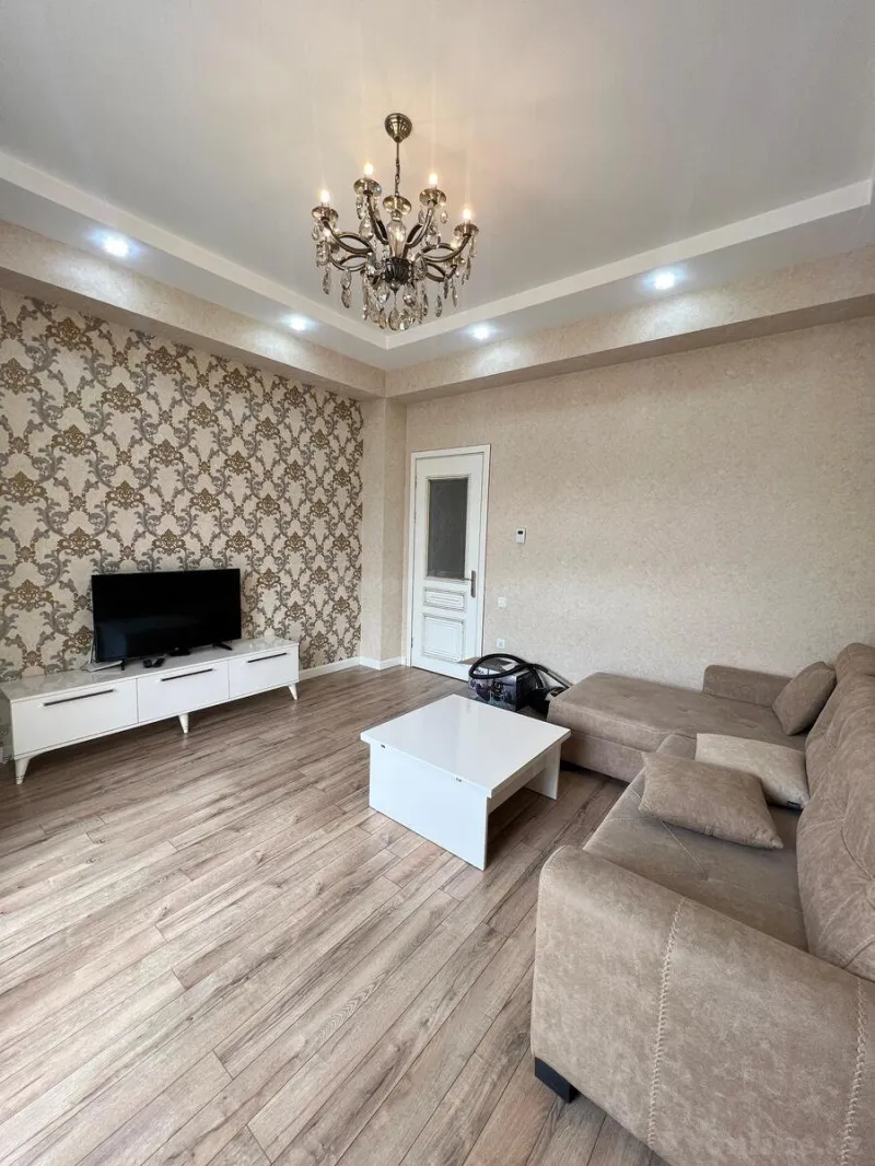 Kirayə verilir 2 otaqlı Mənzil Yeni tikili 80 m² Xətai r. - şəkil 2