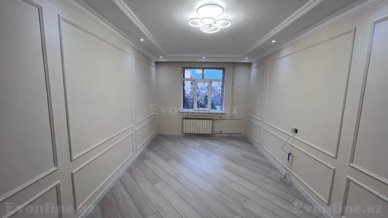 Satılır 4 otaqlı Mənzil Köhnə tikili 105 m² Xalqlar Dostluğu m.