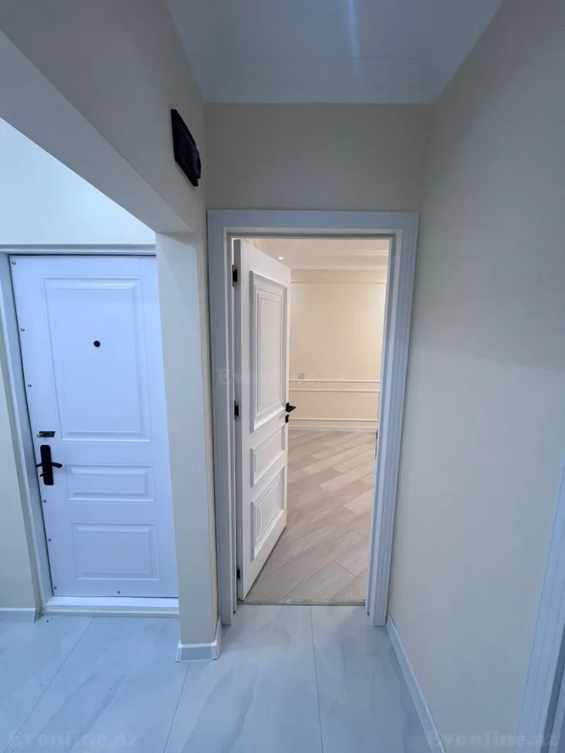 Satılır 4 otaqlı Mənzil Köhnə tikili 105 m² Xalqlar Dostluğu m. - şəkil 18