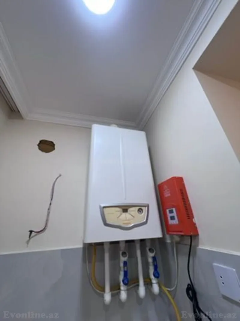 Satılır 4 otaqlı Mənzil Köhnə tikili 105 m² Xalqlar Dostluğu m. - şəkil 25