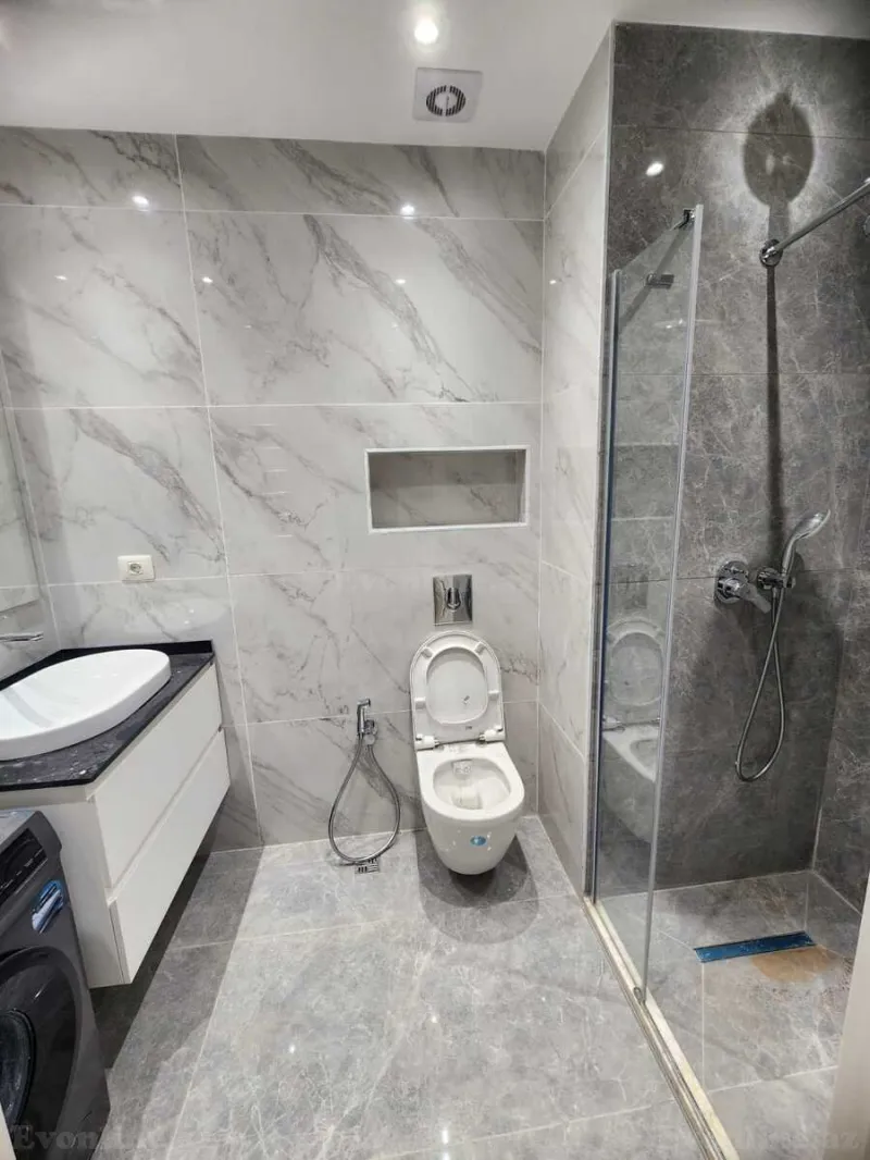 Kirayə verilir 2 otaqlı Mənzil Yeni tikili 60 m² Bakmil m. - şəkil 9