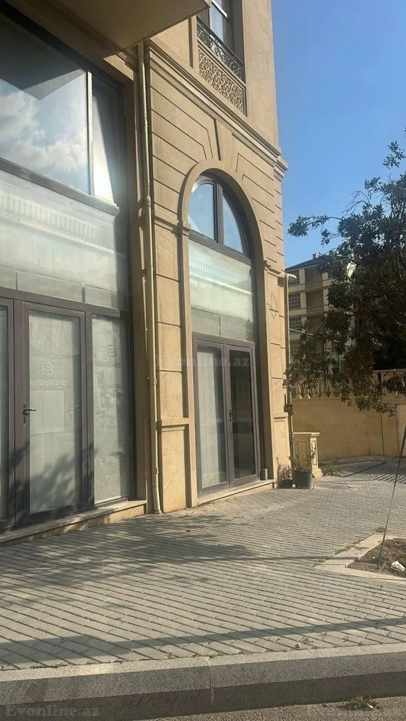 Satılır Obyekt 270 m² Xətai m.