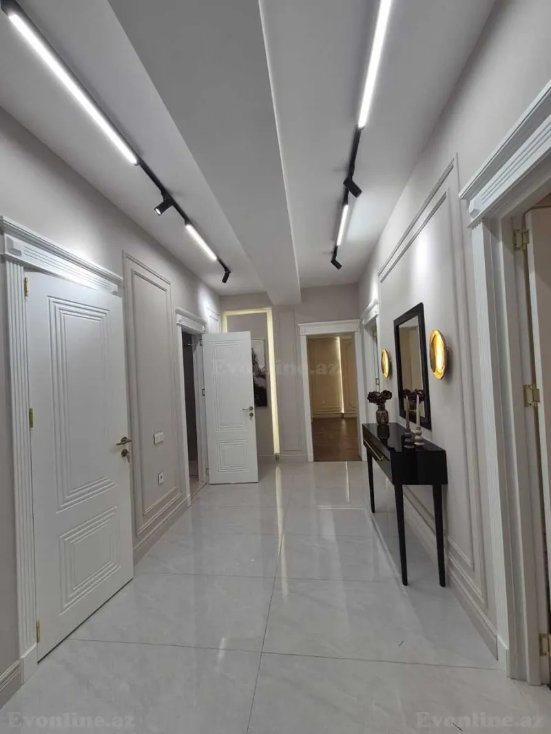 Satılır 3 otaqlı Mənzil Yeni tikili 110 m² 4-cü mikrorayon - şəkil 11