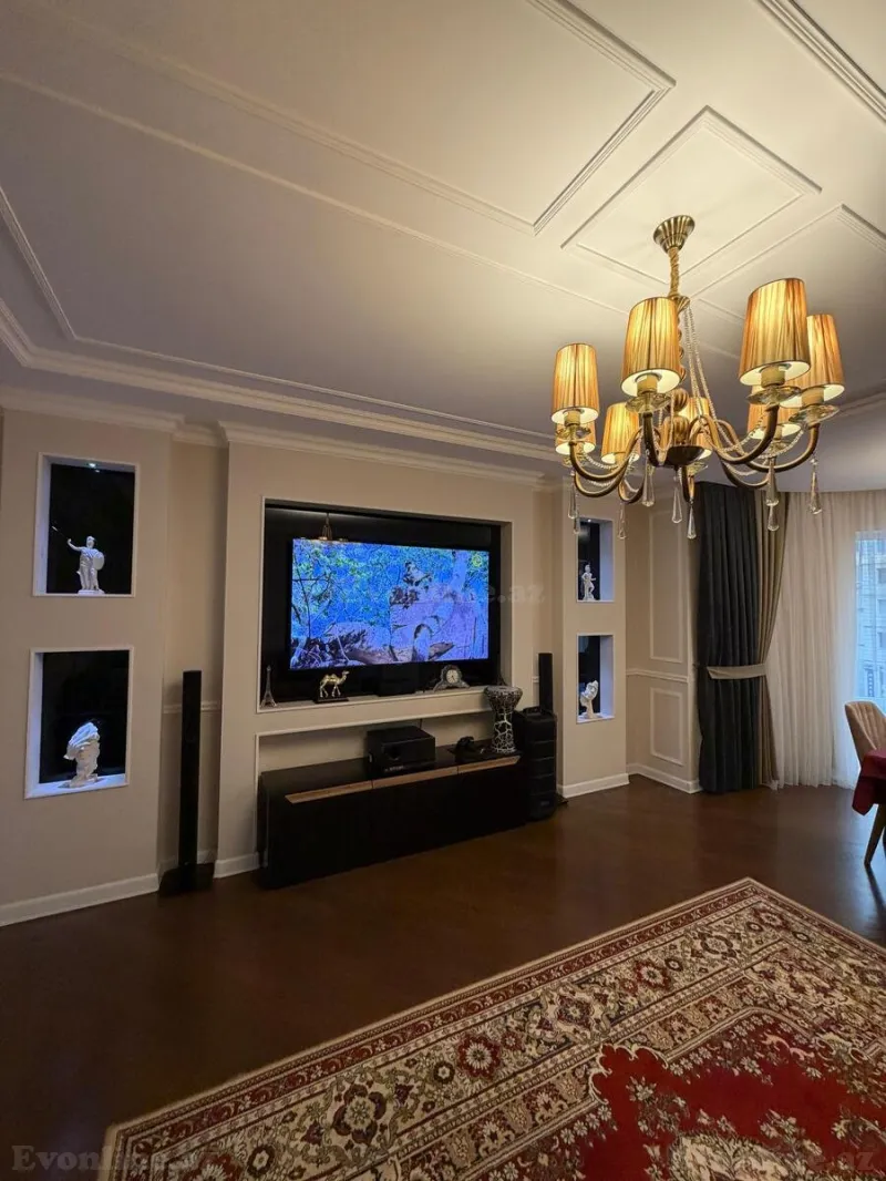 Satılır 3 otaqlı Mənzil Yeni tikili 130 m² 8 Noyabr m. - şəkil 16