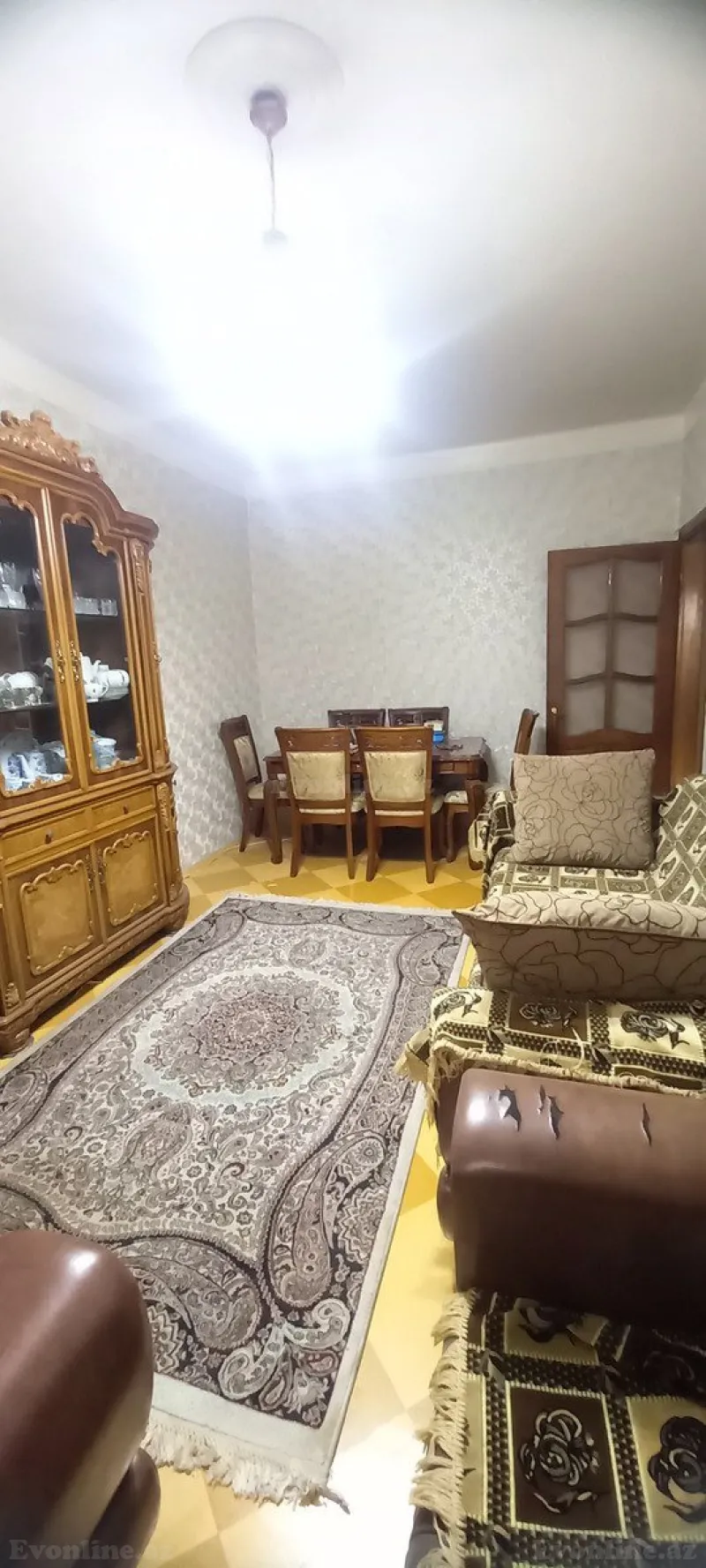 Satılır 3 otaqlı Mənzil Köhnə tikili 85 m² 8-ci mikrorayon