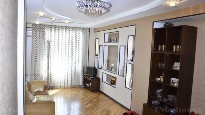 Satılır 3 otaqlı Mənzil Yeni tikili 105 m² 6-cı mikrorayon