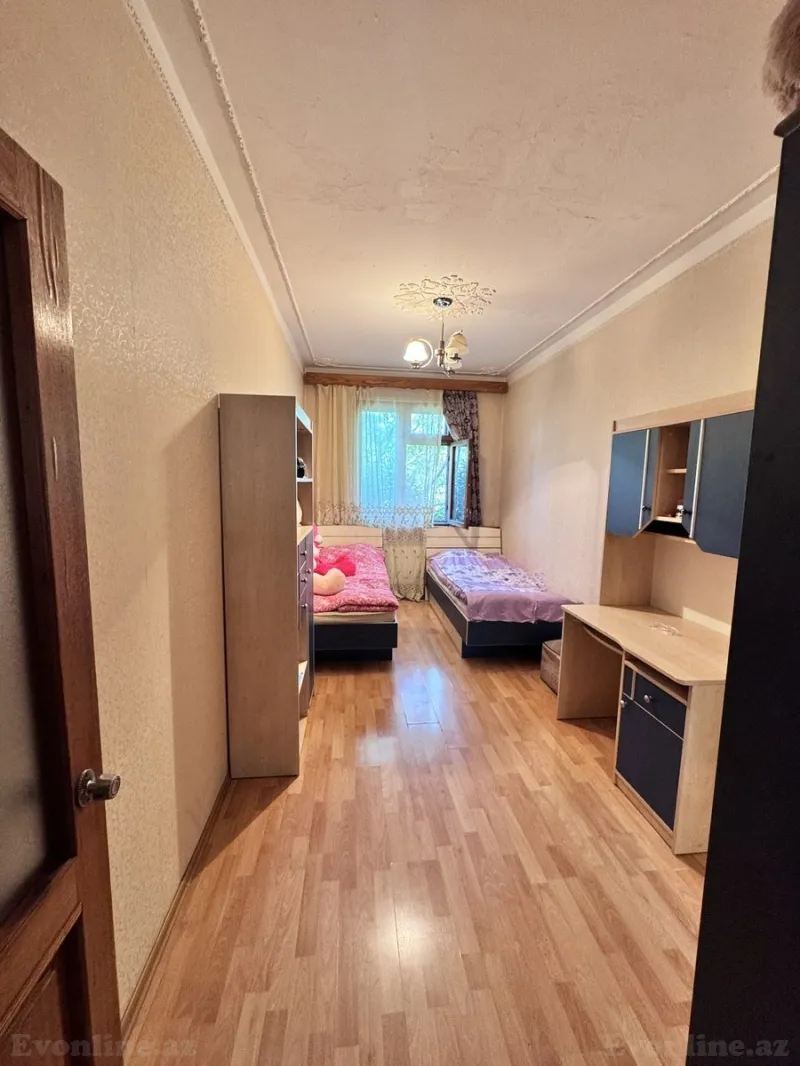 Kirayə verilir 2 otaqlı Mənzil Köhnə tikili 90 m² Gənclik m. - şəkil 2