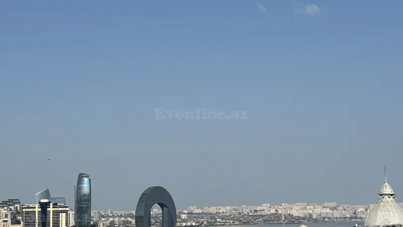 Satılır 5 otaqlı Mənzil Köhnə tikili 200 m² İçərişəhər m. - şəkil 2