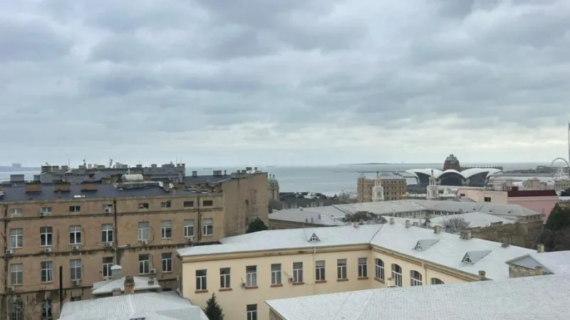 Satılır 5 otaqlı Mənzil Köhnə tikili 200 m² İçərişəhər m. - şəkil 11