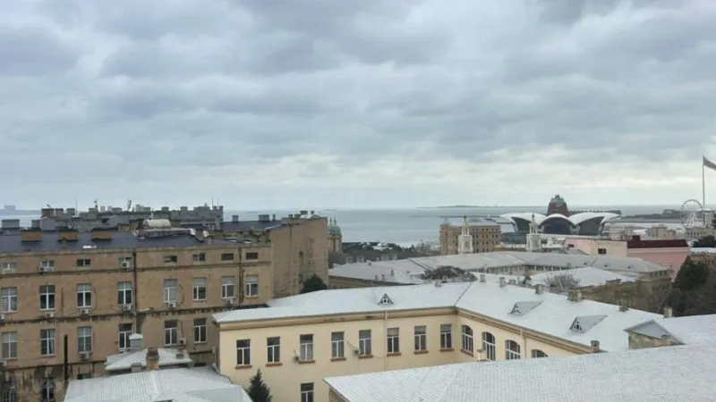 Satılır 5 otaqlı Mənzil Köhnə tikili 200 m² İçərişəhər m. - şəkil 14